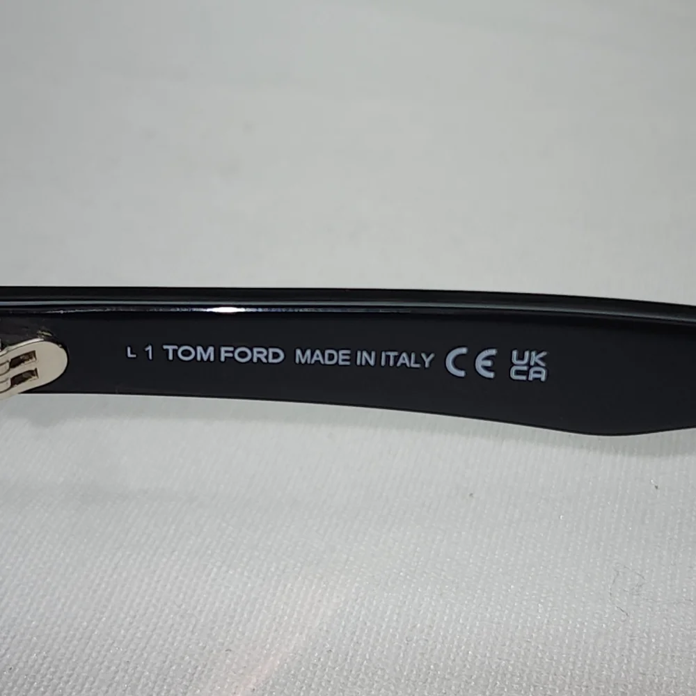 NWT TOM FORD Tom Ford FT1076 Kendel Sunglasses